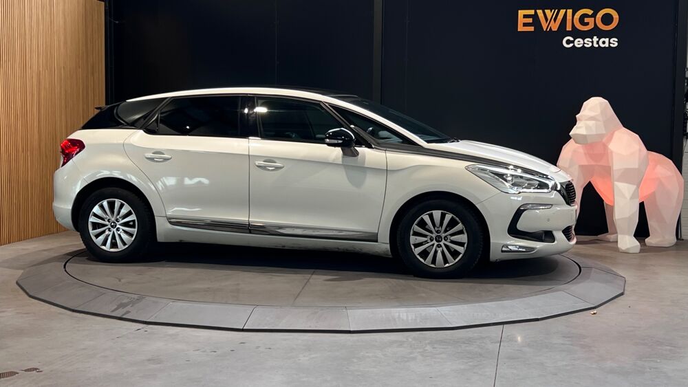 DS5 1.6 BLUEHDI 120 Ch S&S SO CHIC EAT6 - DISTRI NEUVE - CARPLAY 2018 occasion 33610 Cestas