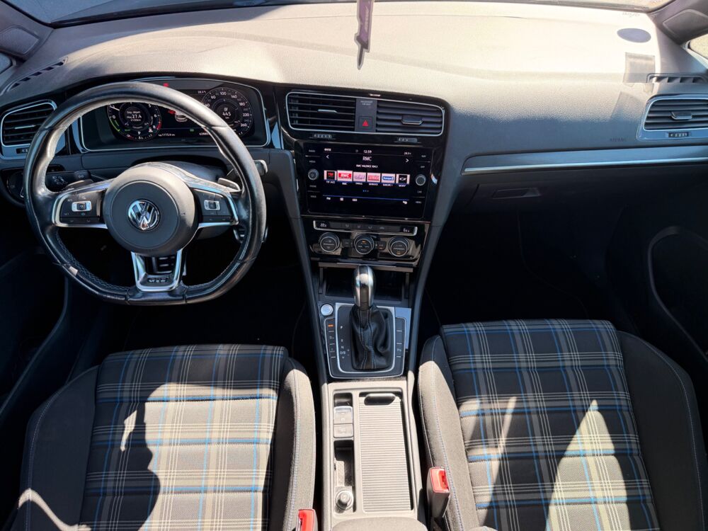Golf GTE 204 Ch 1.4 TSI DSG BVA - CARPLAY - VIRTUAL COCKPIT 2020 occasion 26000 Valence