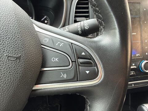 M&eacute;gane 1.2 TCE 130 ENERGY AKAJU EDC BVA 2017 occasion 13009 Marseille