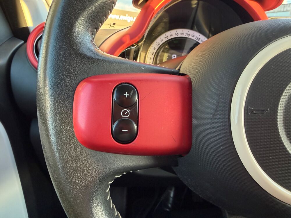 Twingo 1.0 SCE 70Ch INTENS BVA CAMERA DE RECUL 2017 occasion 26000 Valence