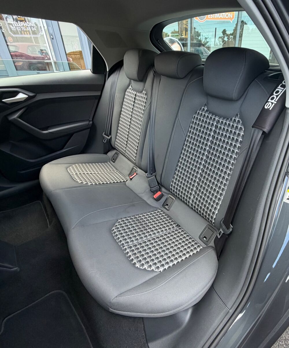 A1 II 30 TFSI 110 ADVANCED S TRONIC 7 + CAMERA + CARPLAY + ACCE 2023 occasion 97410 Saint-Pierre