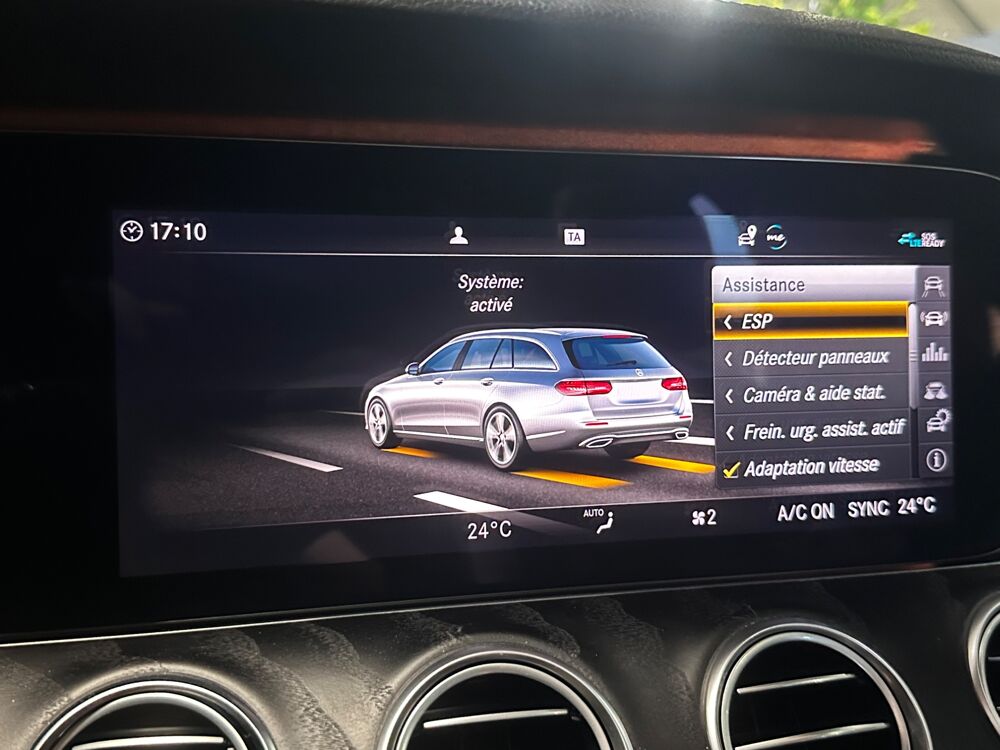 Classe E BREAK AMG LINE 2.0 220 D 194 CH 9G-TRONIC / TOIT OUVRANT / C 2018 occasion 29000 Quimper