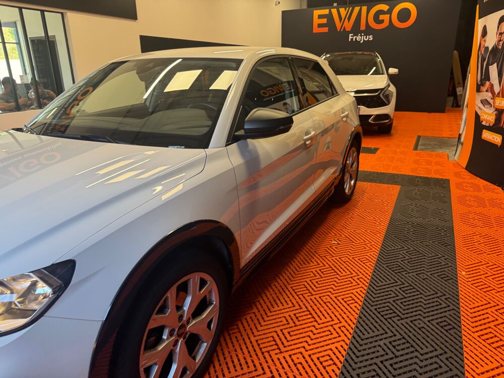 A1 CITYCARVER ALLSTREET 1.0 30 TFSI 110 ADVANCED S-TRONIC BVA 2023 occasion 83600 Fr&eacute;jus