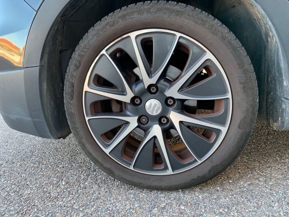 SX4 1.6 VVT 120 PACK 2WD 1&egrave;re MAIN FULL ENTRETIEN 2015 occasion 69420 Ampuis