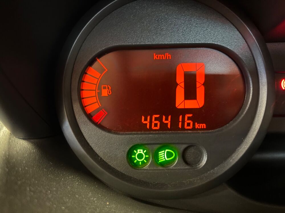 Twingo 1.2 75 AUTHENTIQUE/DISTRIBUTION NEUVE & ENTRETIEN OK/ FAIBLE 2009 occasion 44300 Nantes