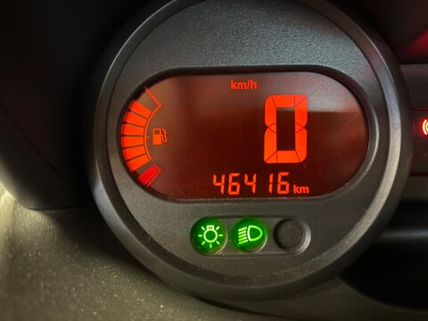 Twingo 1.2 75 AUTHENTIQUE/DISTRIBUTION NEUVE & ENTRETIEN OK/ FAIBLE 2009 occasion 44300 Nantes