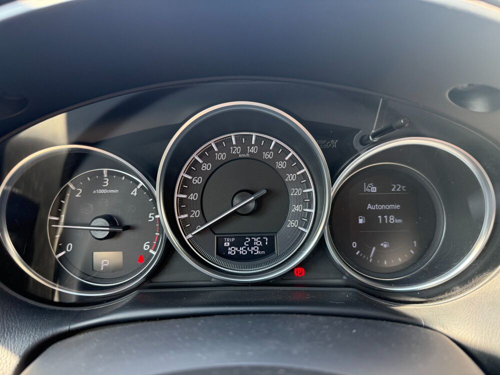 CX-5 2.2 SKYACTIV-D 175ch DYNAMIQUE 4WD BVA / CAMERA DE RECUL / T 2015 occasion 17100 Saintes