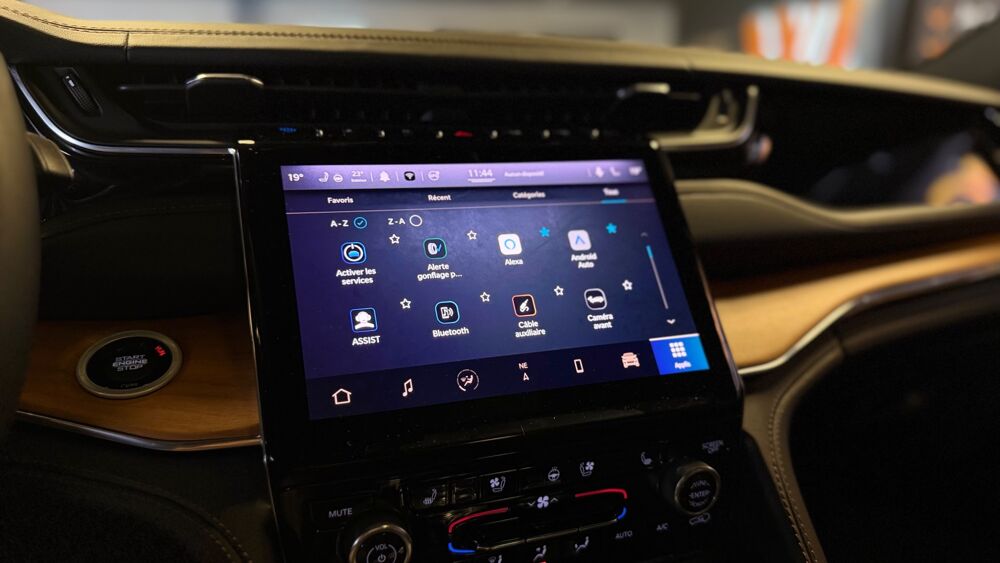 Grand Cherokee 2.0 T 380CH 4XE HYBRID SUMMIT QUADRA-TRAC-II // BVA // ENTRE 2024 occasion 44300 Nantes