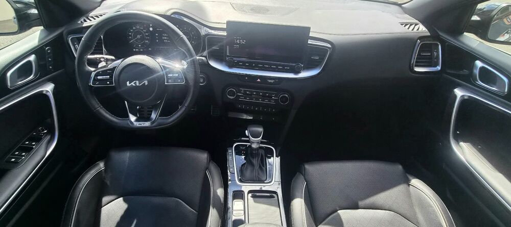 XCeed GT-LINE 1.5 MHEV 140 CH BVA TO AM25 + TOIT OUVRANT + GARANTI 2026 occasion 97410 Saint-Pierre