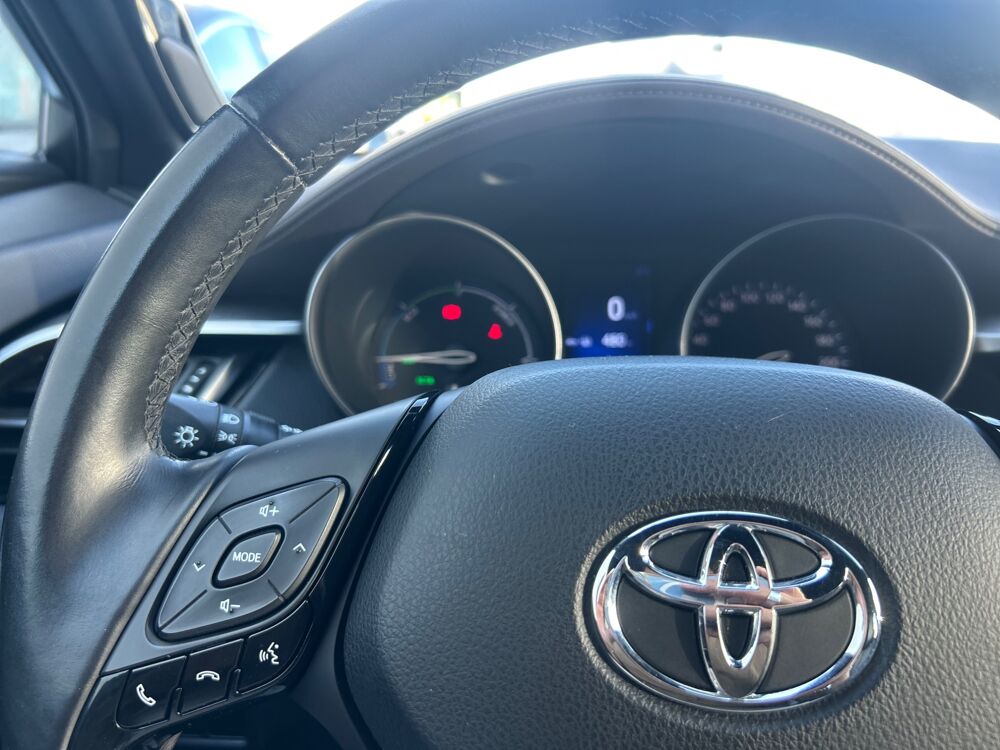 C-HR 1.8 HSD 122H 100 FULL-HYBRID 4X2 E-CVT BVA / CAMERA DE RECUL 2017 occasion 47000 Agen