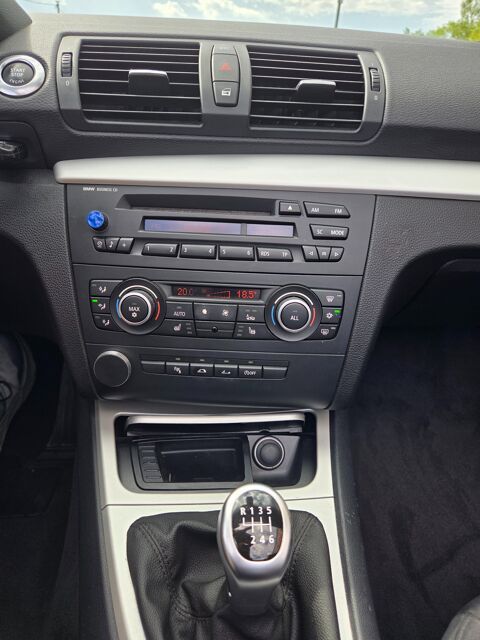 S&eacute;rie 1 2.0l 118D SERIE 1 CABRIOLET 143 CH 2010 occasion 33210 Maz&egrave;res