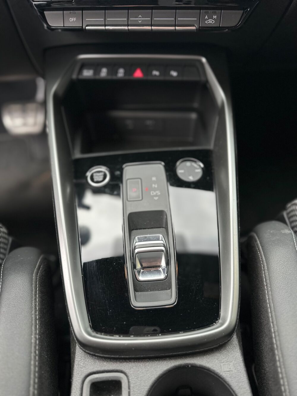 A3 SPORTBACK 30 TFSI 110CH S-LINE EDITION S-TRONIC BVA 2021 occasion 25000 Besan&ccedil;on