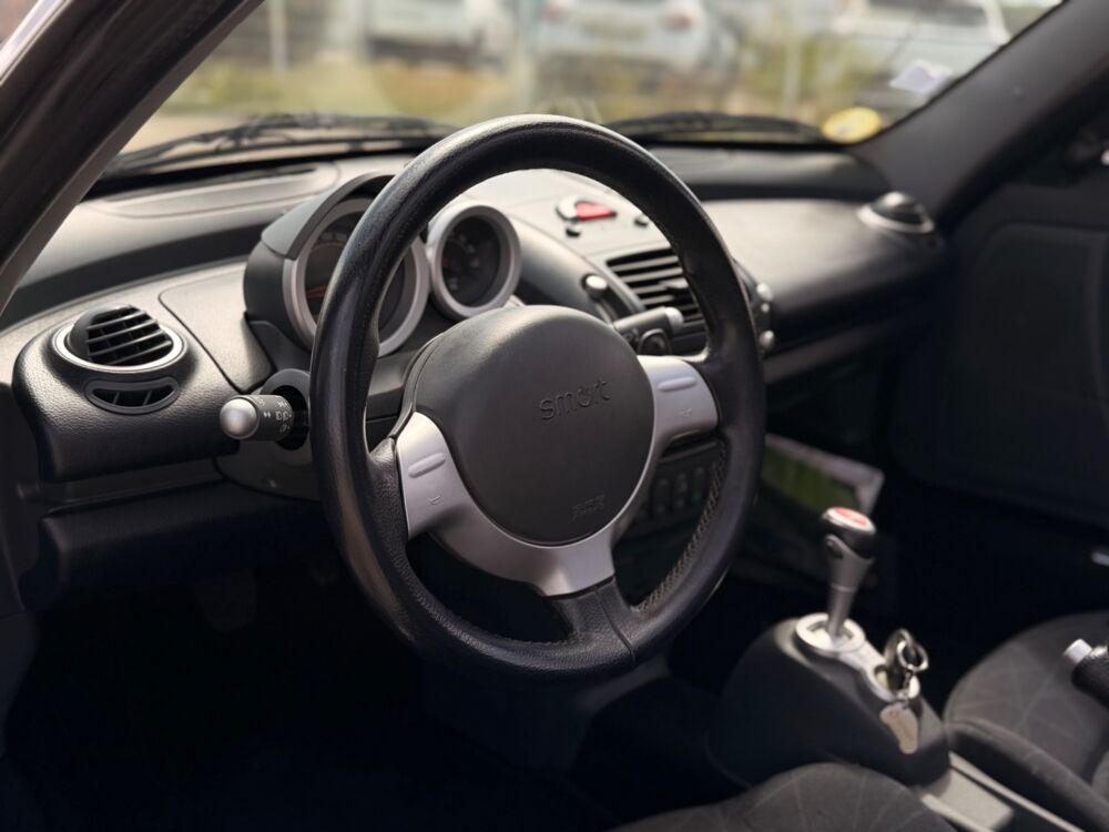 Roadster COUPE 0.7 T 80ch XCLUSIVE BVA 2006 occasion 25300 Pontarlier