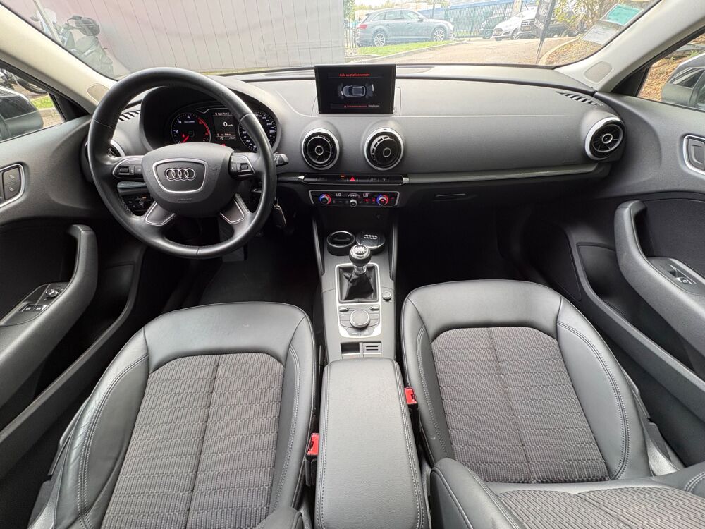 A3 1.6 TDI 110ch AMBIENTE / RADAR AV AR - BLUETOOTH - CLIMATISA 2015 occasion 76150 Saint-Jean-du-Cardonnay