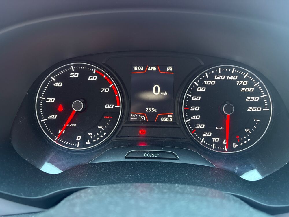 Leon 1.0 TSI 115ch STYLE BUSINESS / CAM&Eacute;RA DE RECUL - CARPLAY - A 2019 occasion 76150 Saint-Jean-du-Cardonnay