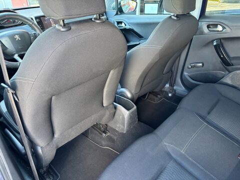 208 I 1.2 VTI 82 ch STYLE - COURROIE REMPLAC&Eacute;E 2016 occasion 64320 Idron