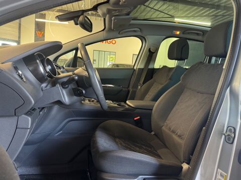 3008 GENERATION-I 1.6 HDI 116 Ch - DISTRIBUTION OK 2013 occasion 79000 Niort