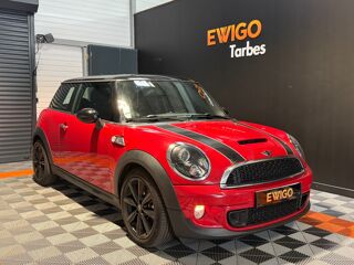 Cooper COOPER SD 2.0 143 ch PACK RED HOT CHILI 2011 occasion 65290 Juillan