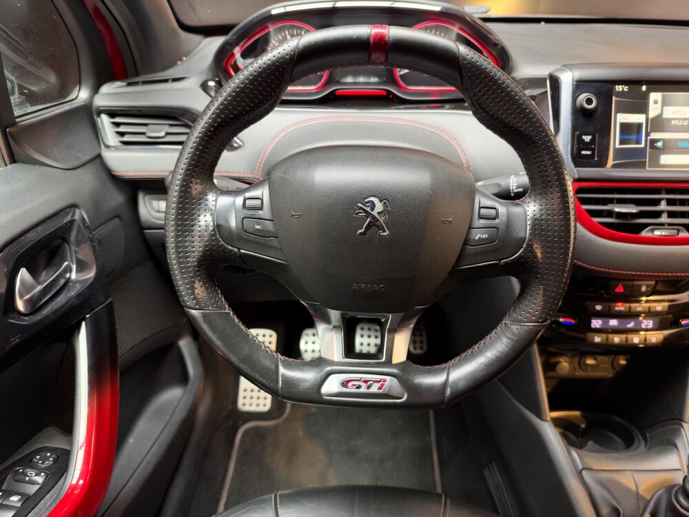 208 GTI - 1.6 THP 200 Ch / 3 PORTES 2013 occasion 33320 Eysines