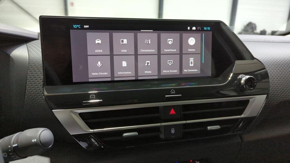 C4 HYBRIDE 145ch MAX APPLE CARPLAY + ADML + CAMERA DE RECUL + 2026 occasion 38420 Le Versoud