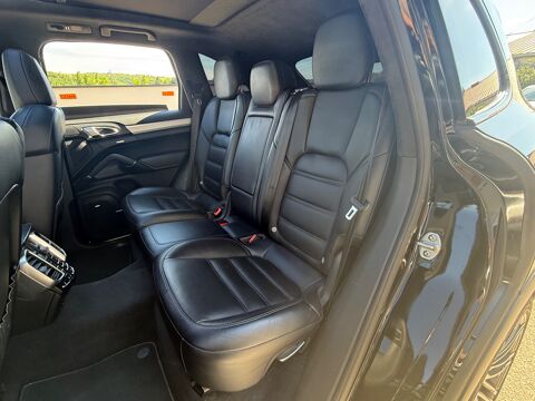 Cayenne 4.8 TURBO 520ch TIPTRONIC-S - TELECOMMANDE CHAUFFAGE DISTANC 2015 occasion 69420 Ampuis