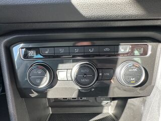 Tiguan 1.5 TSI 130ch TRENDLINE / APPLE CARPLAY / SIEGES CHAUFFANTS 2019 occasion 38420 Le Versoud