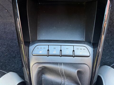 Stonic 1.6 CRDI 110 PREMIUM CARPLAY 2018 occasion 69150 D&eacute;cines-Charpieu