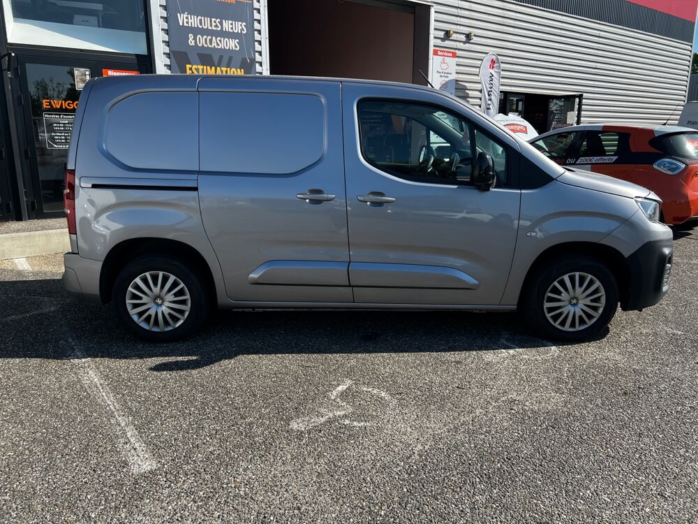 Partner FOURGON 1.5 BLUEHDI 100 CH 650KG L1 M PACK ASPHALT CONNECT S 2021 occasion 47000 Agen
