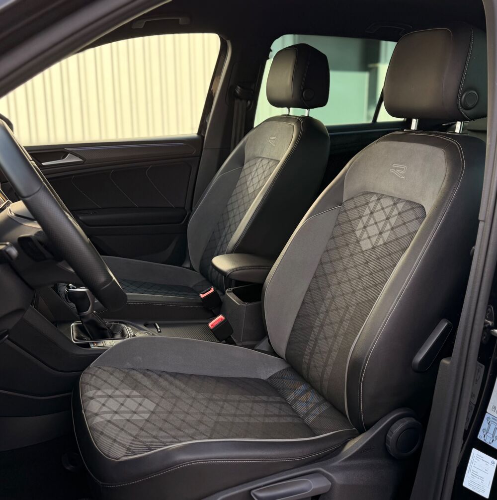 Tiguan 2.0 TDI 150ch BLACK R-LINE 4MOTION DSG BVA GARANTIE CONSTRUC 2020 occasion 25300 Pontarlier