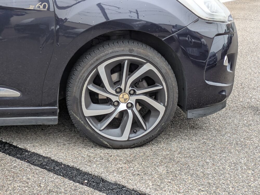DS3 1.2 PURETECH 110 SOCHIC 2015 occasion 69420 Ampuis