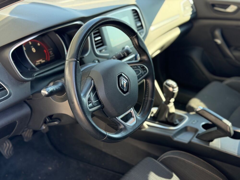 M&eacute;gane 1.5 DCI 110ch BUSINESS 2016 occasion 26000 Valence