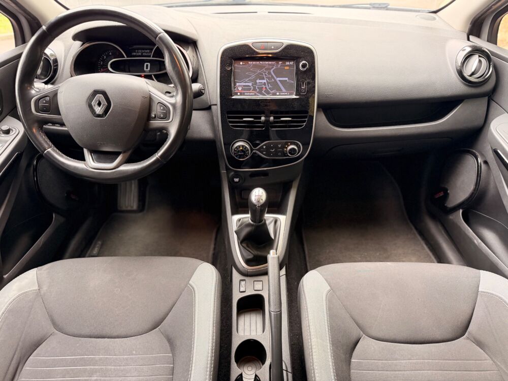 Clio 1.5 DCI 90Ch INTENS - SUIVI CONSTRUCTEUR - CAM&Eacute;RA DE RECUL - 2016 occasion 76150 Saint-Jean-du-Cardonnay