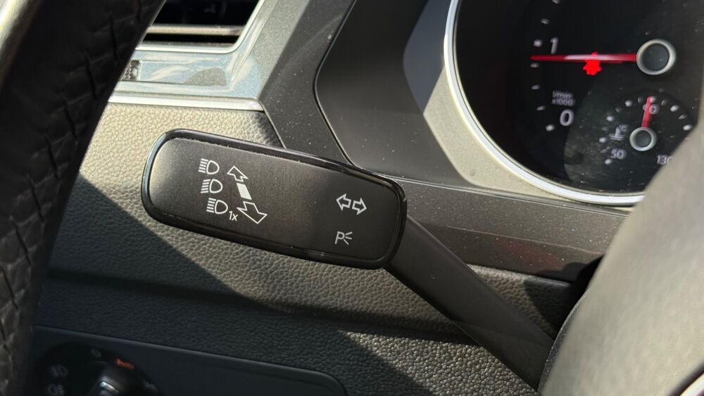 Tiguan 2.0 TDI 150cv CONNECT DSG BVA - CARPLAY - CAMERA DE RECUL - 2018 occasion 69150 D&eacute;cines-Charpieu