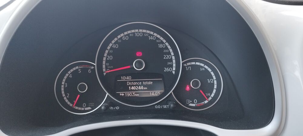 COCCINELLE II 2.0 TDI 140CH EDITION CUP R-LINE - SIEGES CHAUFFANTS 2014 occasion 57600 Forbach