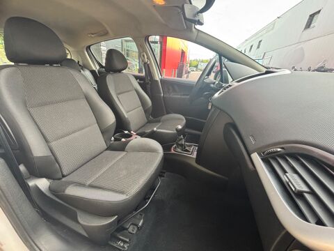 207 1.4 VTI 95 ACTIVE - 5 PORTES - CLIMATISATION - VITRES AVANT 2011 occasion 76150 Saint-Jean-du-Cardonnay
