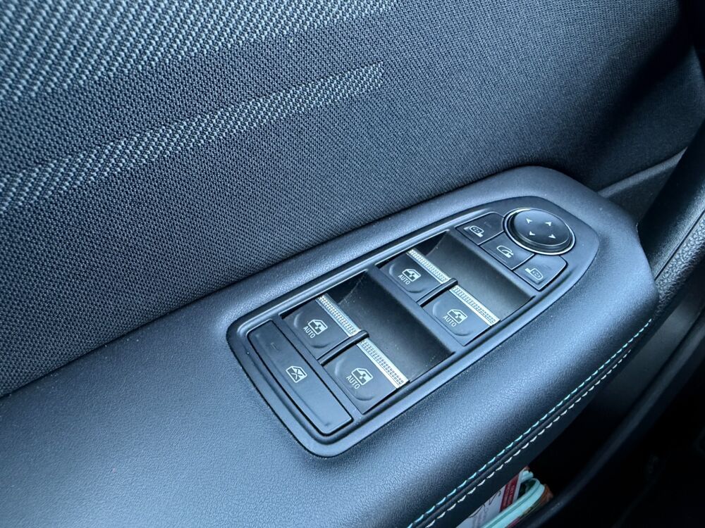 Captur 1.6 E-TECH 145CH FULL-HYBRID ESPRIT ALPINE BVA 2025 occasion 13700 Marignane
