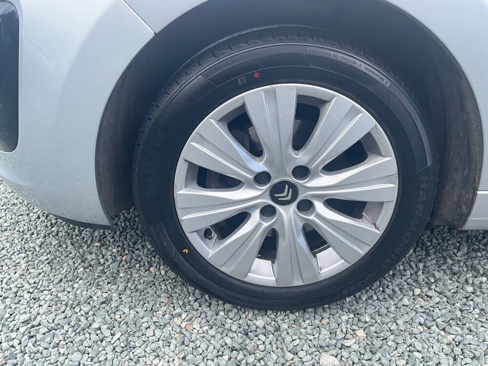 C3 Picasso 1.2 110 EXCLUSIVE / Entretien Citro&euml;n / Distribution faite / 2016 occasion 17000 La Rochelle