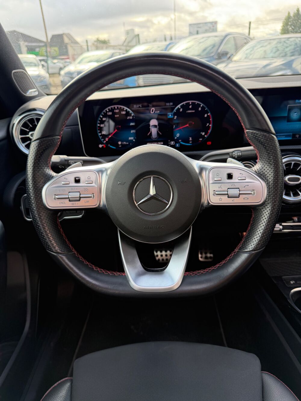 Classe A 220 AMG LINE Bva - TOIT OUVRANT - LED INTERIEUR AMBIANCE - S 2019 occasion 27000 &Eacute;vreux