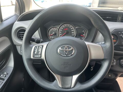 Yaris 1.L VVTI 70ch ACTIVE 2014 occasion 38420 Le Versoud