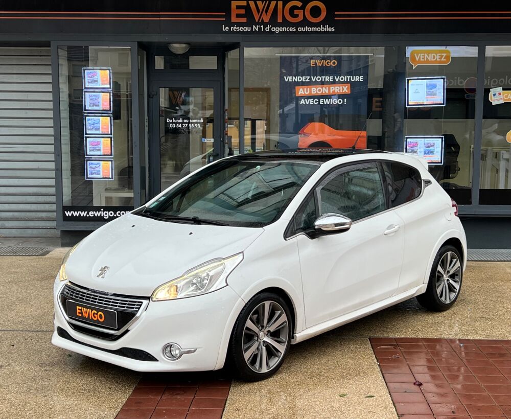 208 1.6 E-HDI 92ch XY - TOIT PANO/SEMI-CUIR/CLIM AUTO/ATTELAGE 2013 occasion 57600 Forbach