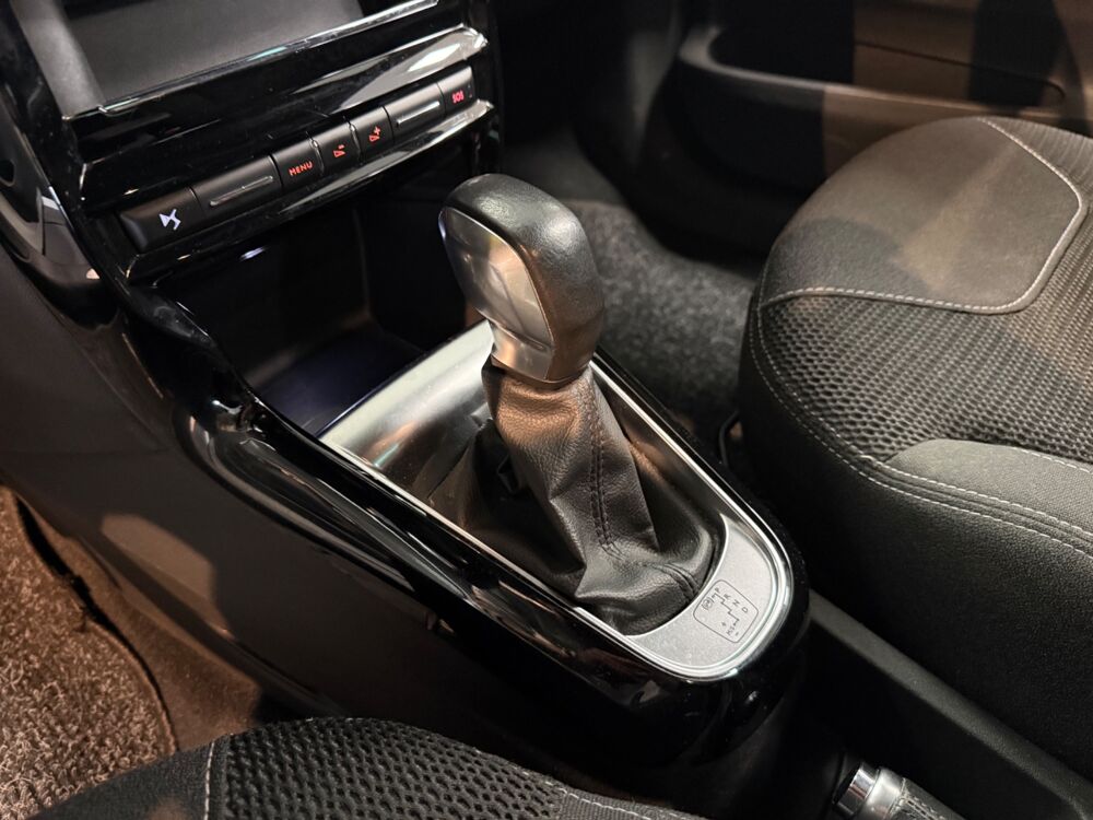 DS3 1.2 PURETECH 110ch Connected Chic / DISTRIBUTION NEUVE 2018 occasion 25300 Pontarlier