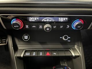Q3 SPORTBACK S-LINE / TOIT OUVRANT / 1.5 35 TFSi 150 S-TRONIC B 2024 occasion 33260 La Teste-de-Buch