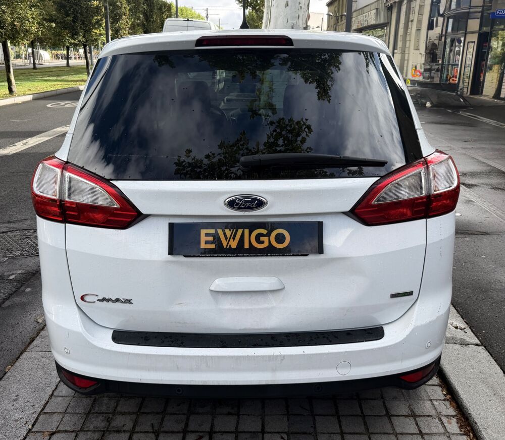 Grand C-MAX 1.0 ECOBOOSt 125 TITANIUM START-STOP 2016 occasion 33100 Bordeaux