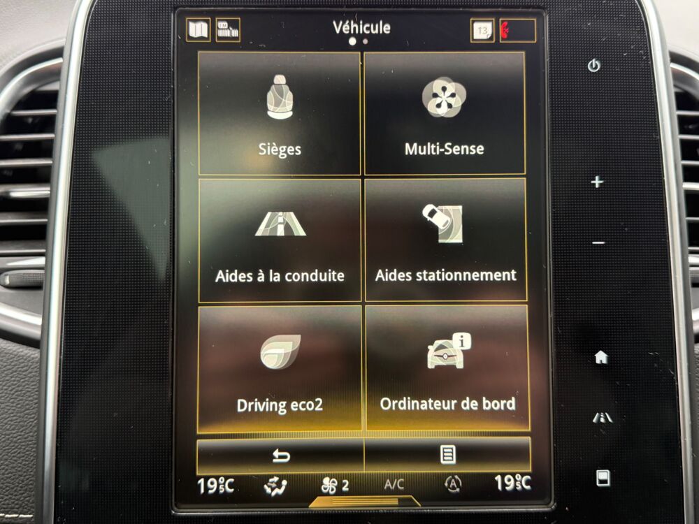 Sc&eacute;nic 1.3 TCE 140 BLACK EDITION - SI&Egrave;GES MASSANTS - CAM&Eacute;RA DE RECU 2018 occasion 27000 &Eacute;vreux