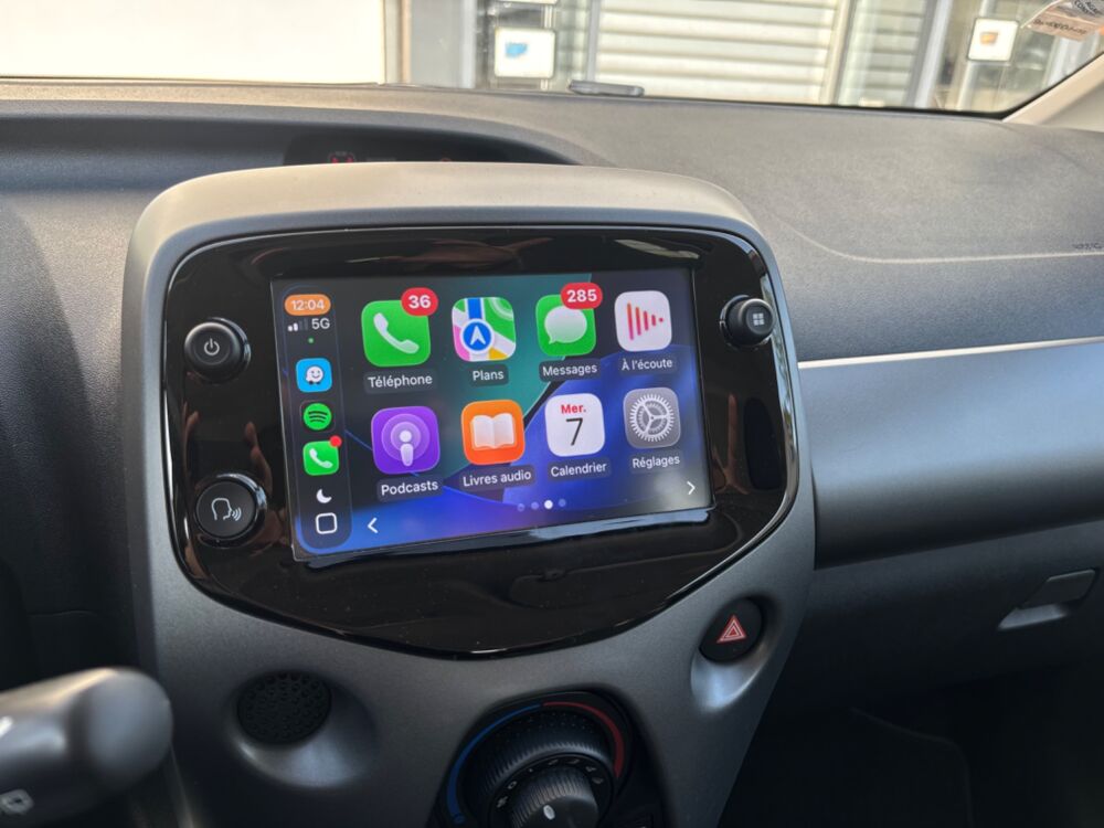 Aygo 1.0 VVTI 72CH X-PLAY X-SHIFT BVA - 1ERE MAIN - SUIVI COMPLET 2021 occasion 57600 Forbach
