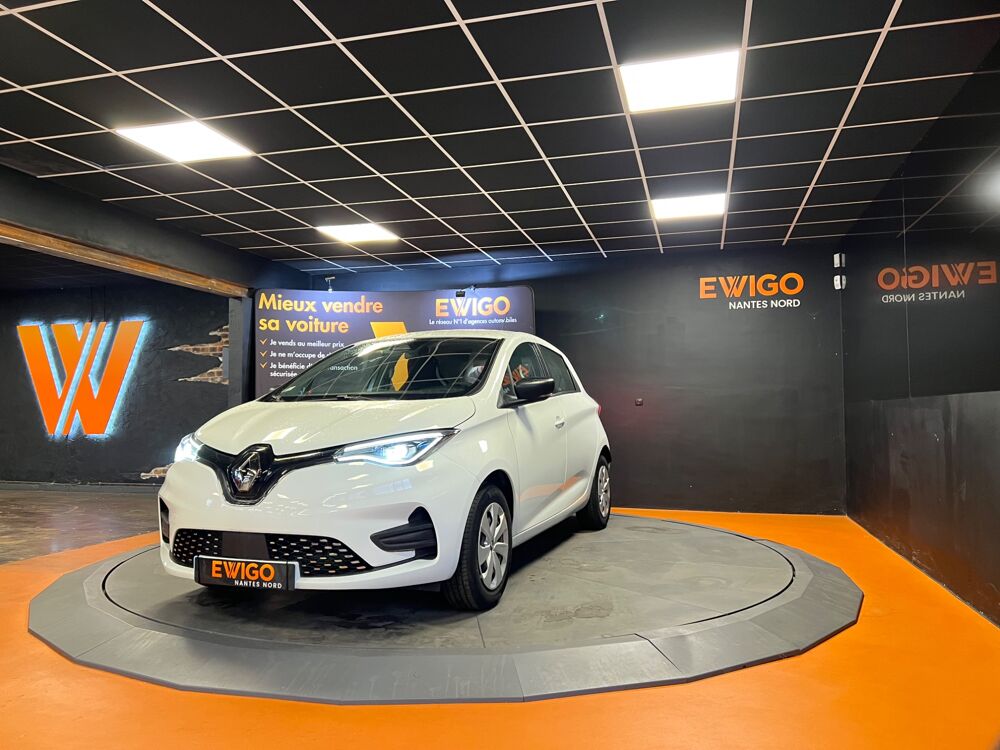 Zo&eacute; R135 E-TECH ZE 52KWH ACHAT-INTEGRAL EQUILIBRE BVA // APPLE C 2022 occasion 44300 Nantes