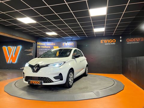 Zo&eacute; R135 E-TECH ZE 52KWH ACHAT-INTEGRAL EQUILIBRE BVA // APPLE C 2022 occasion 44300 Nantes