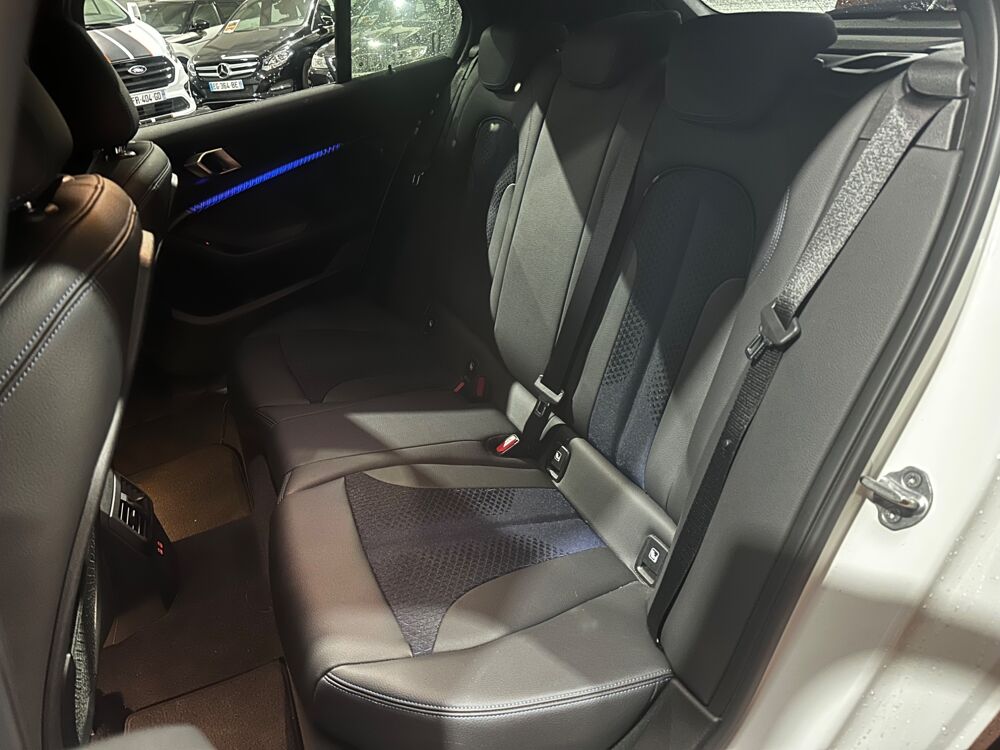 S&eacute;rie 1 1.5 118 I 140 CH M SPORT F40 BVA / AFFICHAGE TETE HAUTE 2019 occasion 29000 Quimper