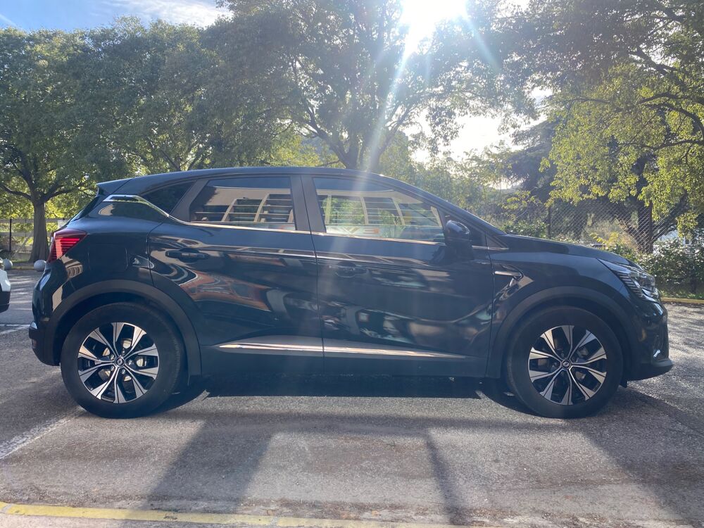 Captur 1.6 E-TECH 145CH HYBRID 1.2KWH *CARPLAY*RADAR AR*REGULATEUR 2023 occasion 13009 Marseille