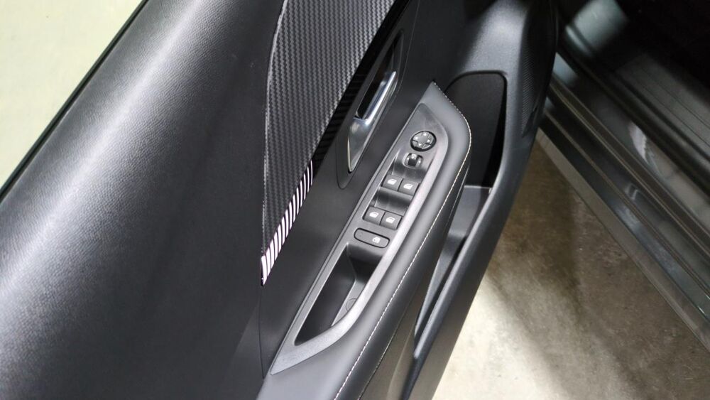 208 HYBRID 145ch ALLURE + APPLE CARPLAY + AIDE AU STATIONNEMENT 2026 occasion 38420 Le Versoud